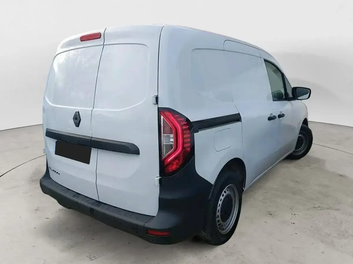 Usata Renault Kangoo 95 CV (69 kW) 2024 Bianco Monovolume