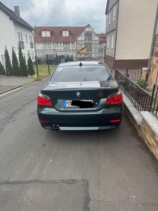 Andere farben Gebraucht 2005 BMW 523 Limousine | 2.599 € (Superpreis) - Bild 1/4