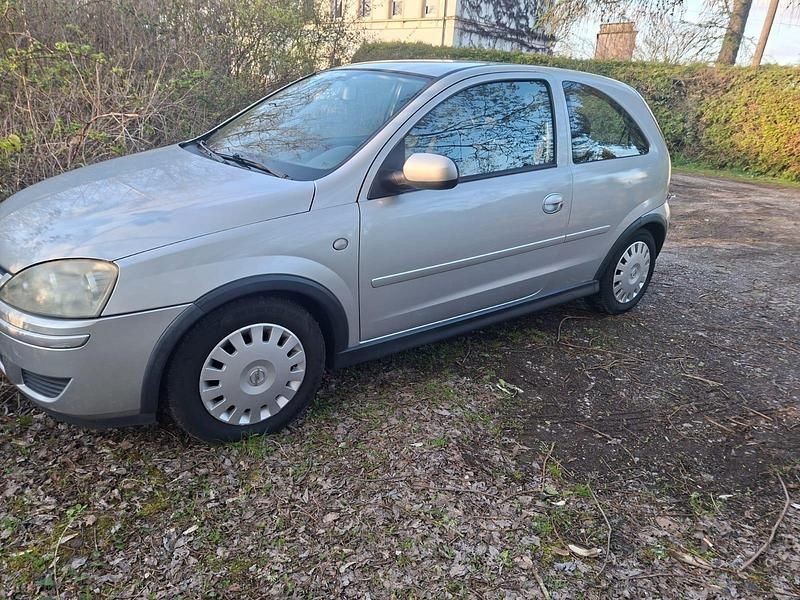 Gebraucht Opel Corsa 80 PS (58 kW) 2005 Grau Kleinwagen