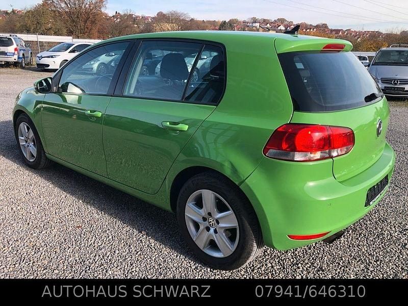 Gebraucht VW Golf VI Comfortline 110 PS (80 kW) 2009 Grün Kleinwagen