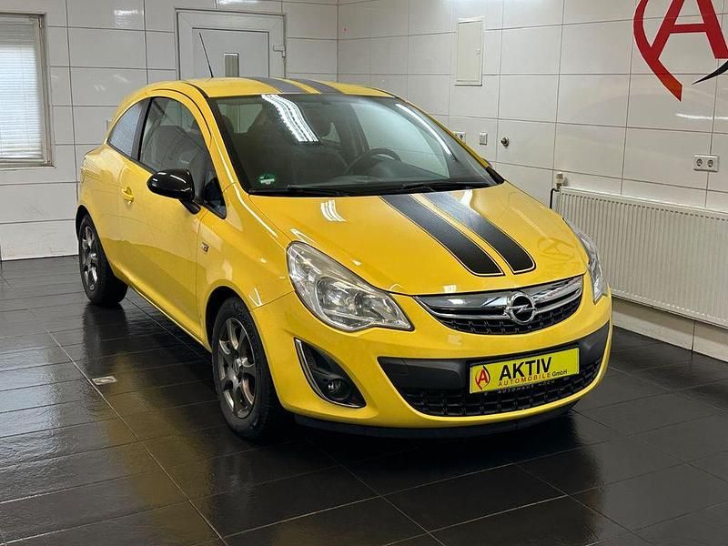 Gebraucht Opel Corsa 87 PS (63 kW) 2012 Gelb Kleinwagen