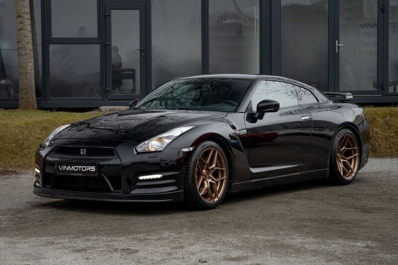 Schwarz Gebraucht 2014 Nissan GT-R Nismo Coupé | 57.000 € - Bild 1/4