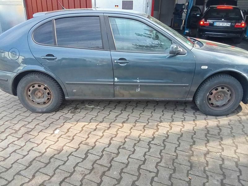 Gebraucht Seat Leon 75 PS (55 kW) 2000 Schwarz Kleinwagen