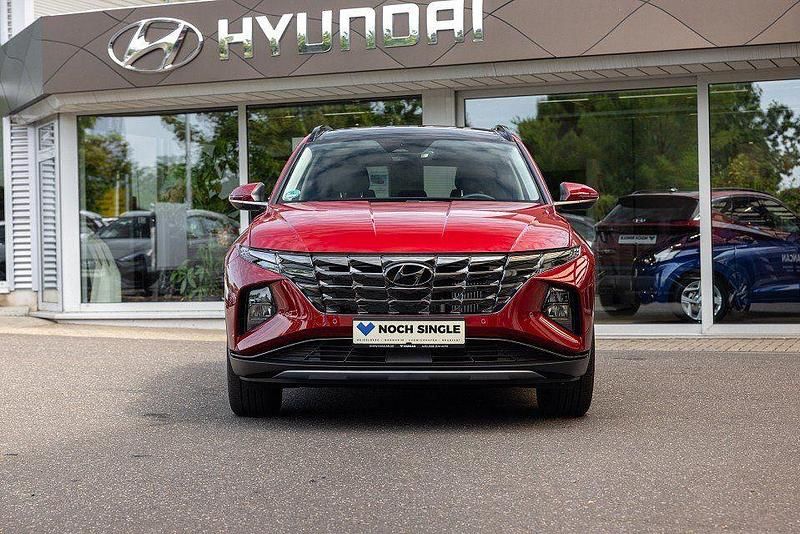 Gebraucht Hyundai Tucson Trend 180 PS (132 kW) 2023 Sunset red SUV