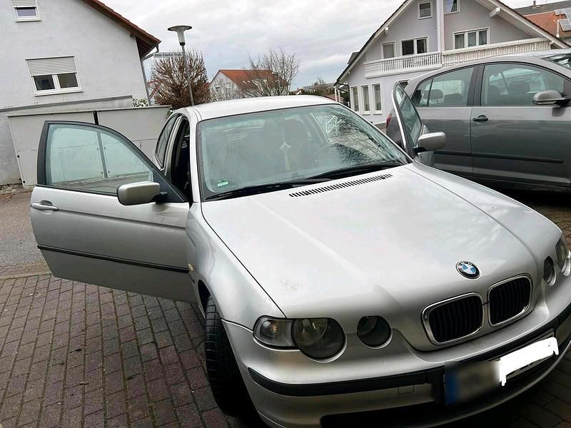 Gebraucht BMW 316 116 PS (85 kW) 2002 Silber Coupé