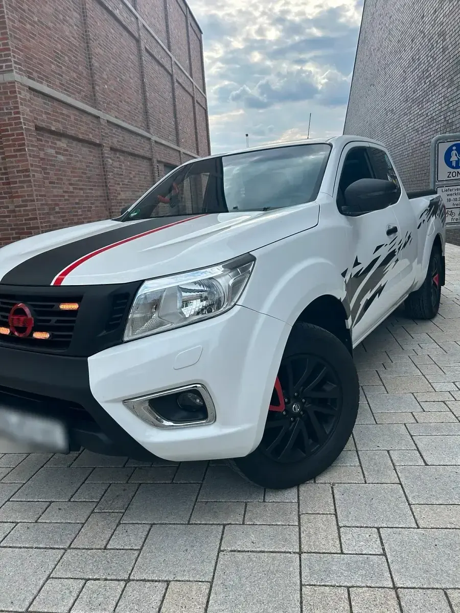 Gebraucht Nissan Navara 169 PS (124 kW) 2016 Weiß Pickup