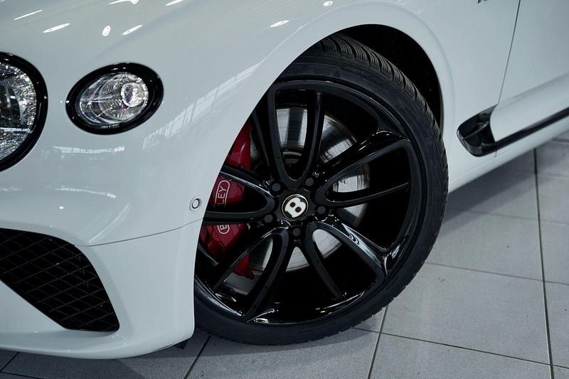 Gebraucht Bentley Continental GT 550 PS (404 kW) 2019 Weiß Coupé