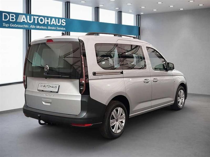 Gebraucht VW Caddy 102 PS (75 kW) 2024 Silber Van / Kleinbus