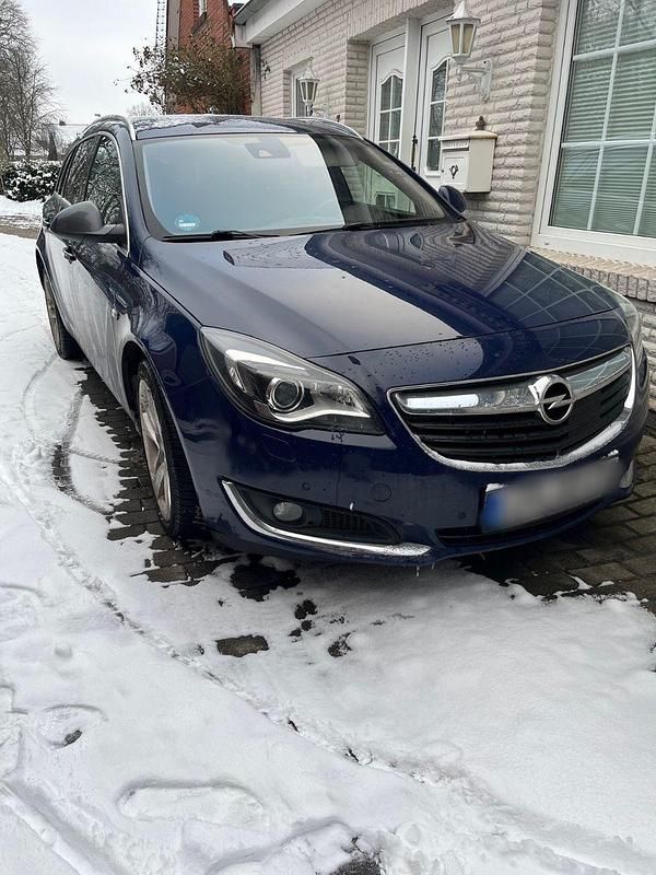 Gebraucht Opel Insignia Edition 195 PS (143 kW) 2013 Blau Kombi