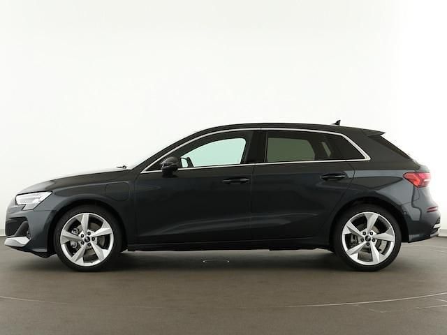 Gebraucht Audi A3 Sportback e-tron Advanced Plus 204 PS (150 kW) 2025 Manhattangrau metallic Kleinwagen