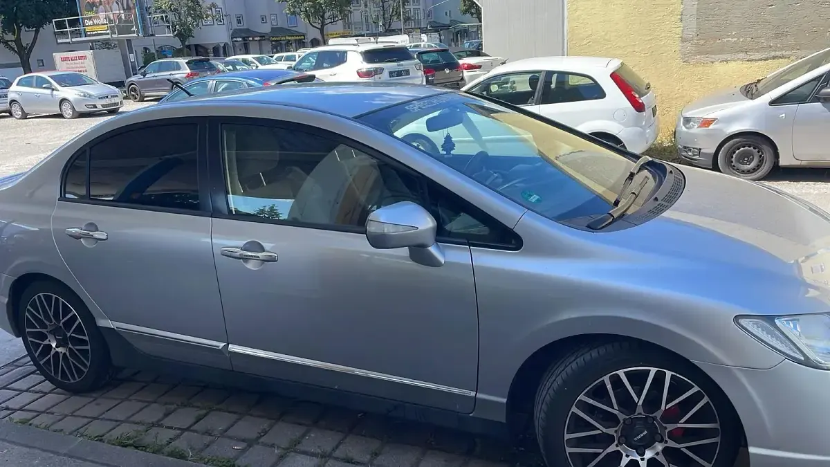 Gebraucht Honda Civic Hybrid 136 PS (100 kW) 2007 Silber Limousine