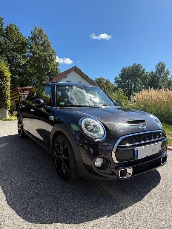 Braun Gebraucht 2016 Mini Cooper SD Kleinwagen | 13.495 € (Fairer Preis) - Bild 1/4
