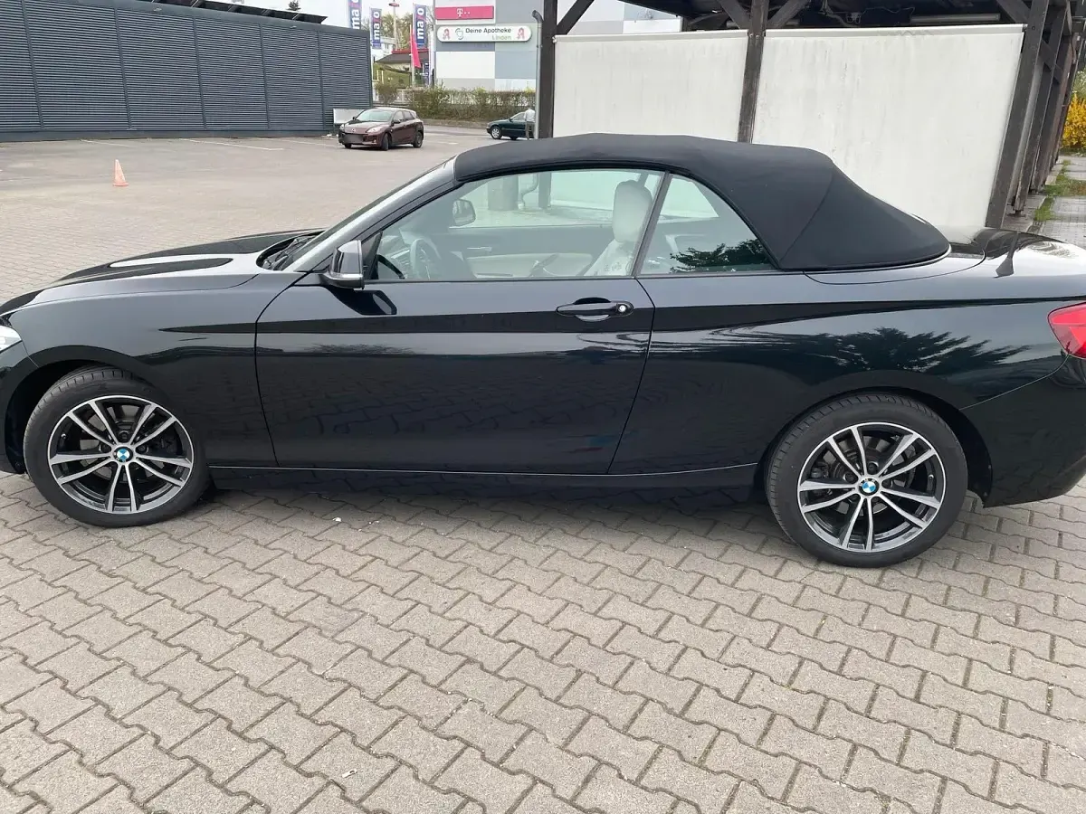 Gebraucht BMW 220 190 PS (139 kW) 2019 Schwarz Cabrio