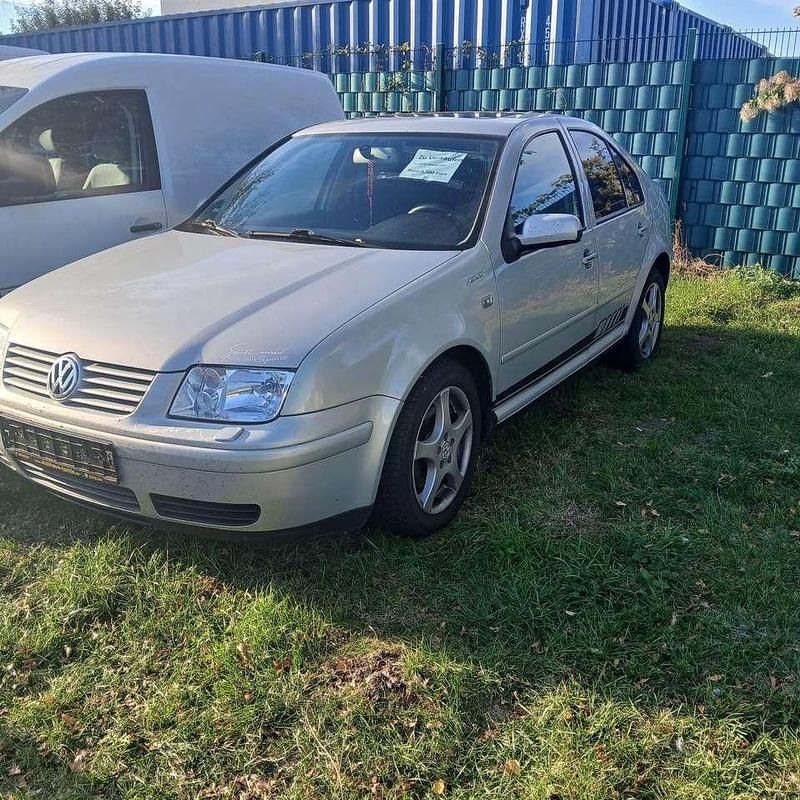 Gebraucht 2000 VW Bora Edition Limousine | 1.500 € (Fairer Preis) - Bild 1/4