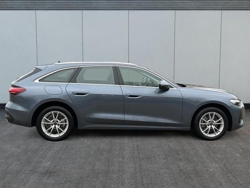 Gebraucht Audi A5 Basis 204 PS (150 kW) 2024 Horizontblau metallic Coupé