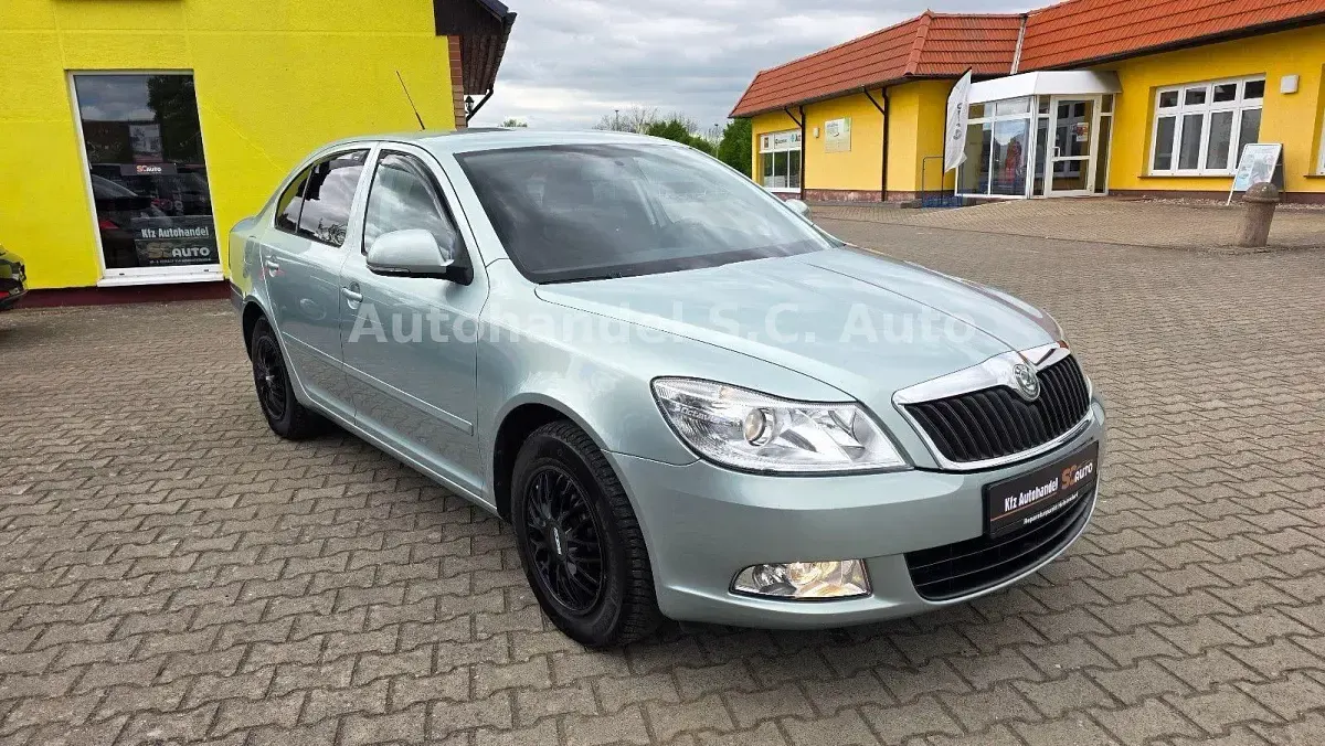 Gebraucht Skoda Octavia 102 PS (75 kW) 2010 Grün Limousine