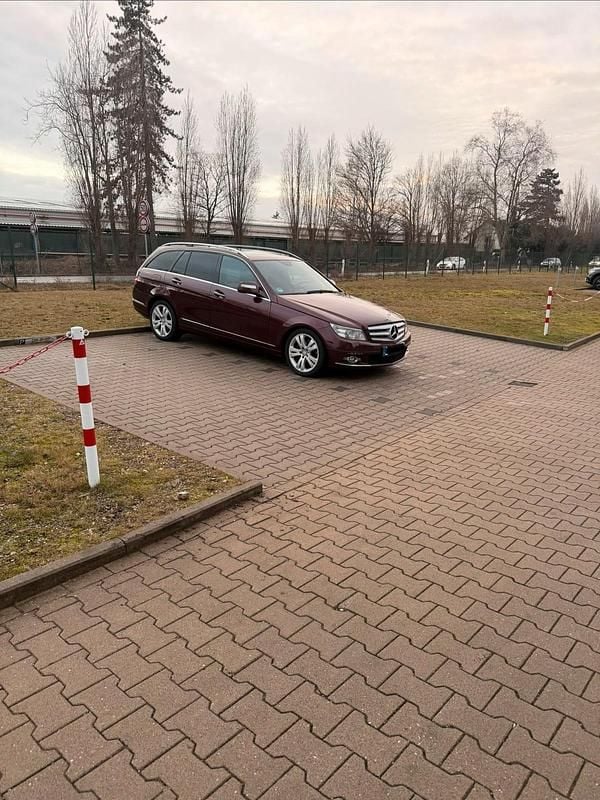 Gebraucht Mercedes C320 224 PS (164 kW) 2007 Rot Kombi