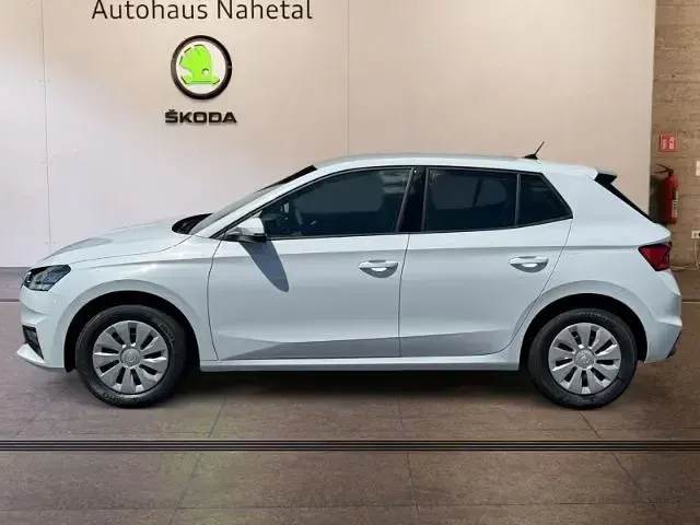 Neu Skoda Fabia Essence 95 PS (69 kW) 2026 Weiss Kleinwagen