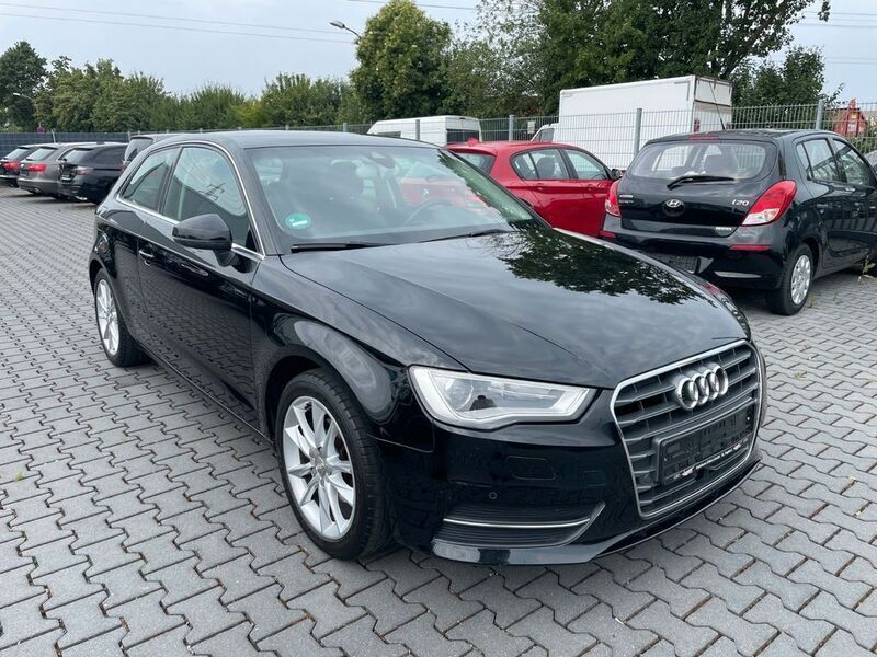 Gebraucht Audi A3 Attraction 125 PS (91 kW) 2015 Schwarz