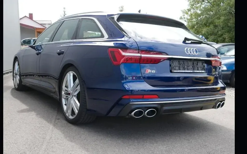 Gebraucht Audi S6 Sport 349 PS (256 kW) 2019 Blau Kombi