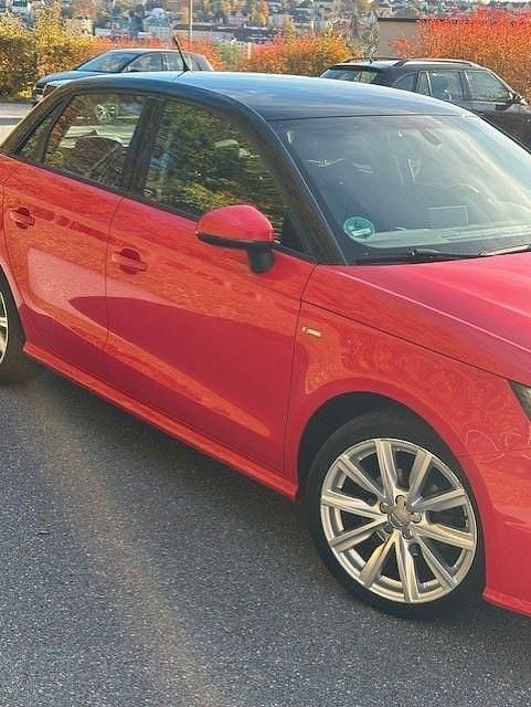 Gebraucht Audi A1 Sportback S-Line 95 PS (69 kW) 2016 Rot Kleinwagen