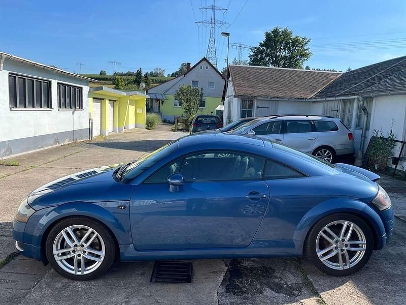 Gebraucht Audi TT 179 PS (131 kW) 2000 Denimblau perleffekt Coupé