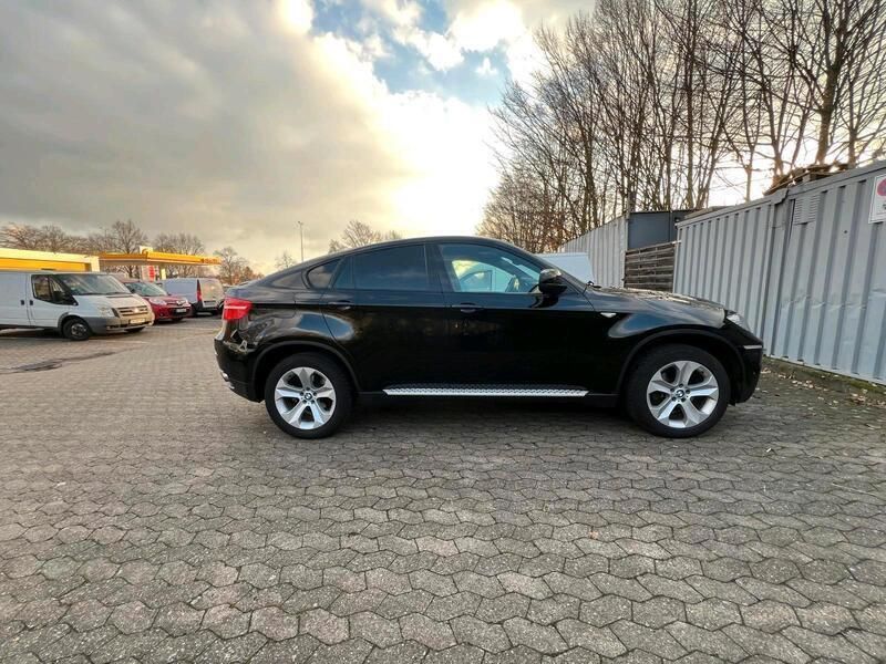 Schwarz Gebraucht 2011 BMW X6 SUV | 16.400 € - Bild 1/4