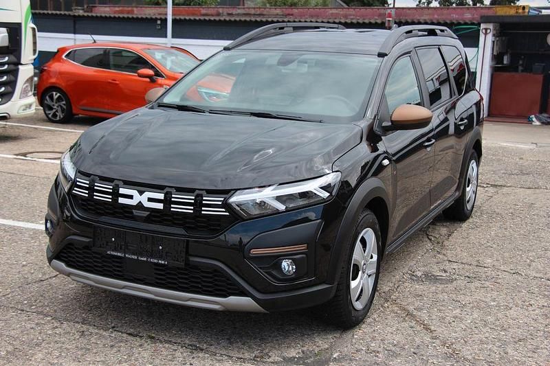 Usata Dacia Jogger 141 CV (103 kW) 2024 Nero Monovolume