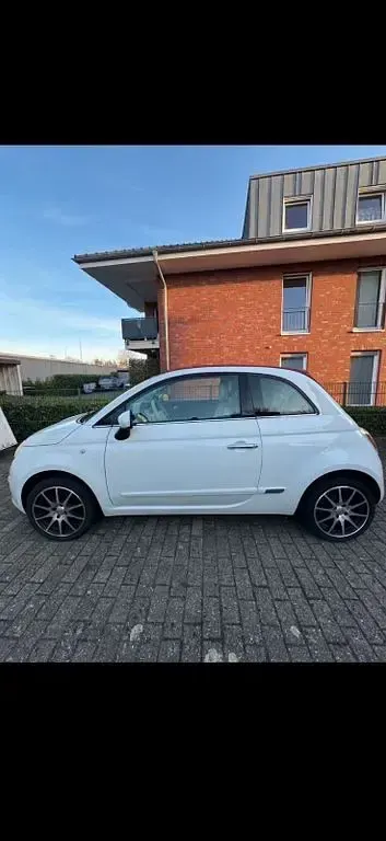 Gebraucht Fiat 500C Lounge 69 PS (50 kW) 2012 Weiß Cabrio