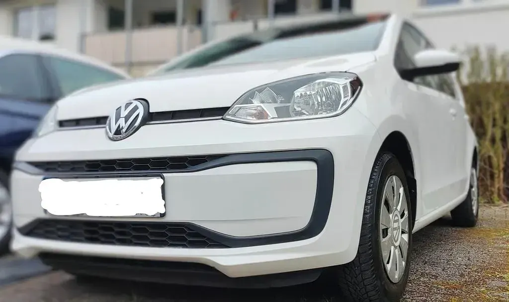 Second-hand VW up! move up! 75 CP (55 kW) 2017 Alb Hatchback