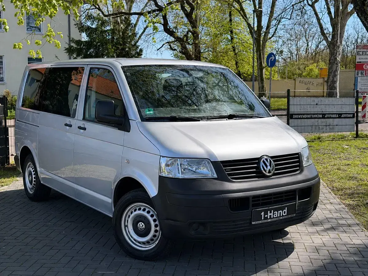 Usado VW Transporter 131 HP (96 kW) 2008 Prateado Van