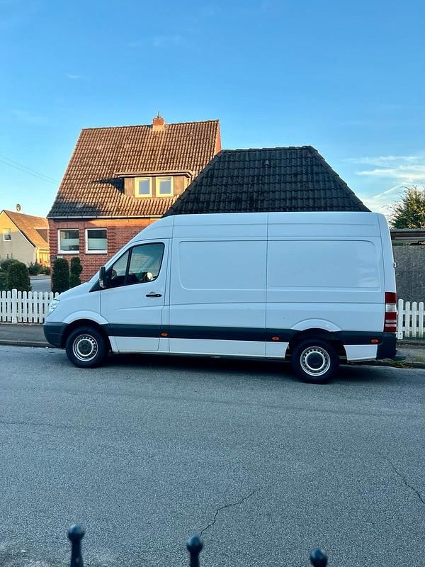 Weiß Gebraucht 2012 Mercedes Sprinter Van | 8.000 € - Bild 1/4