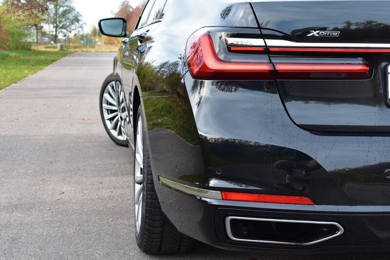 Gebraucht BMW 740 Executive 340 PS (250 kW) 2021 Schwarz Limousine