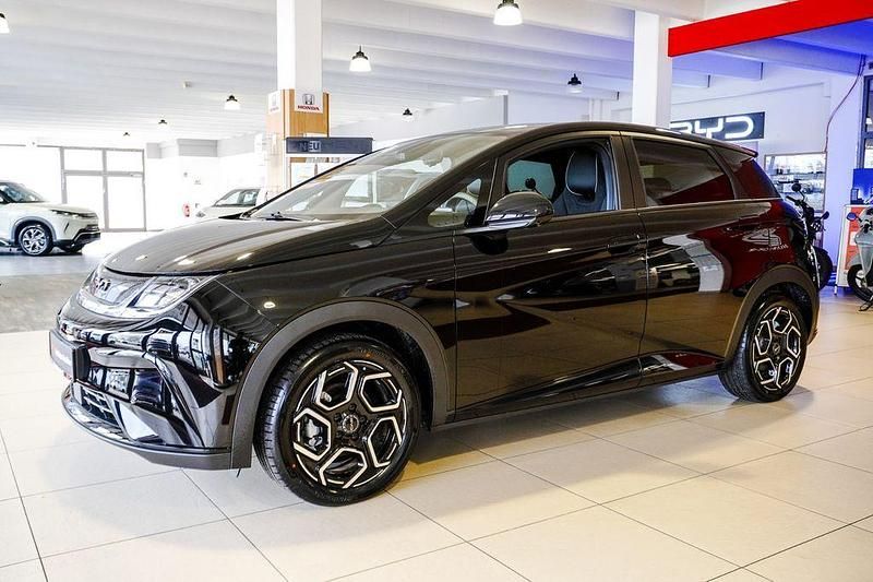 Neu BYD Dolphin Design 150 kW (204 PS) 2026 Schwarz Kleinwagen