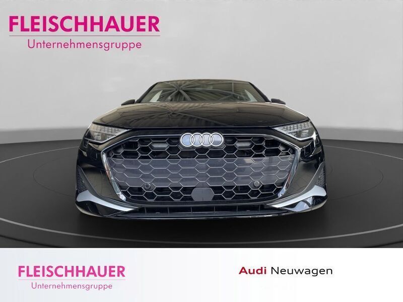 Neu Audi A3 Sportback Advanced 150 PS (110 kW) 2025 Schwarz Kleinwagen