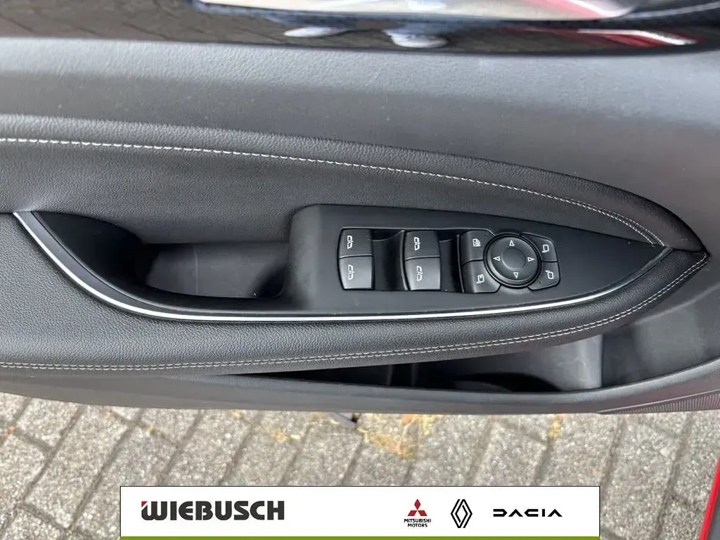 Gebraucht Opel Insignia Sport 260 PS (191 kW) 2017 Lava rot (metallic) Limousine