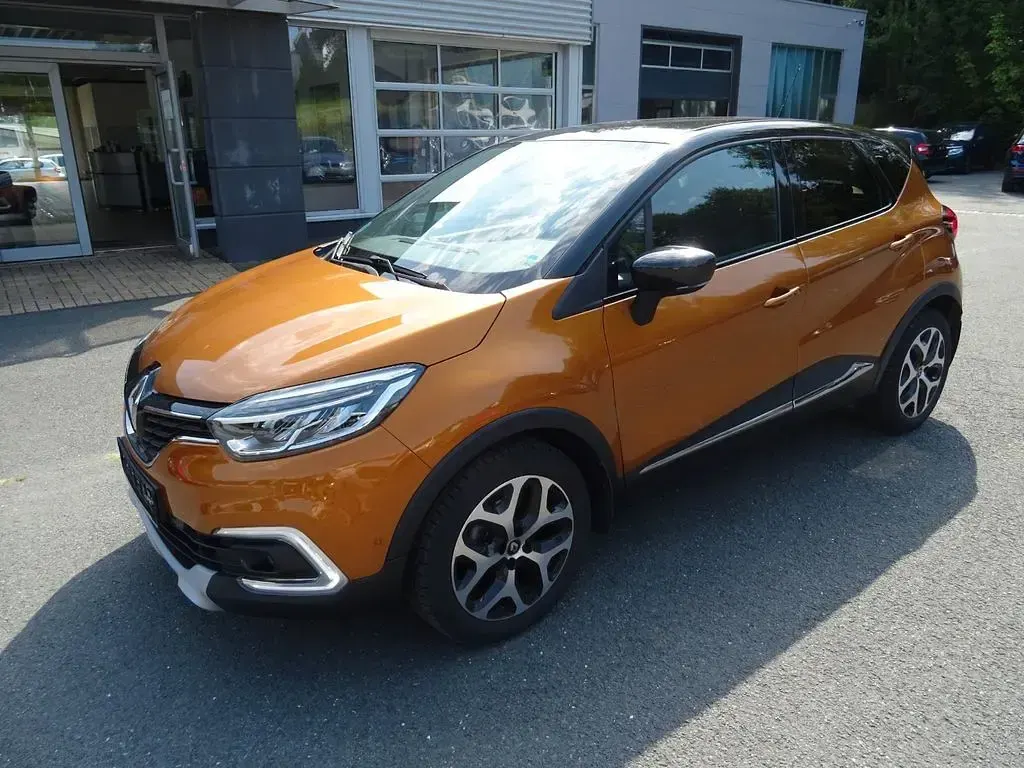 Gebraucht Renault Captur Collection 150 PS (110 kW) 2019 Orange SUV