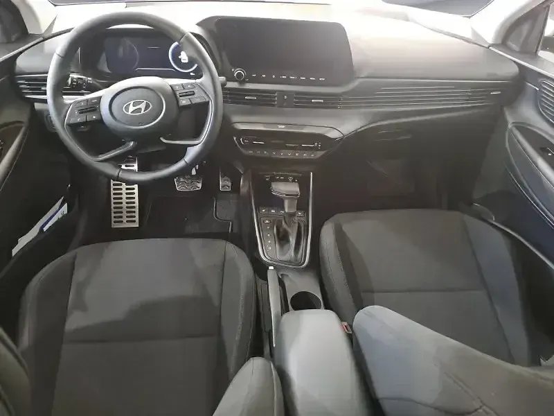 Neu Hyundai Bayon Prime 101 PS (74 kW) 2026 Rot SUV