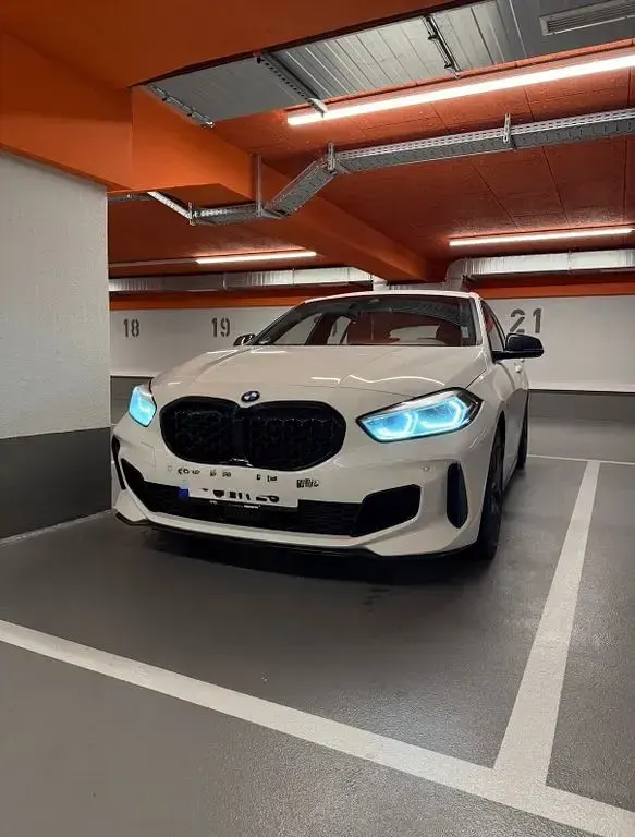 Gebraucht BMW 135 Performance 306 PS (225 kW) 2022 Weiß Kleinwagen