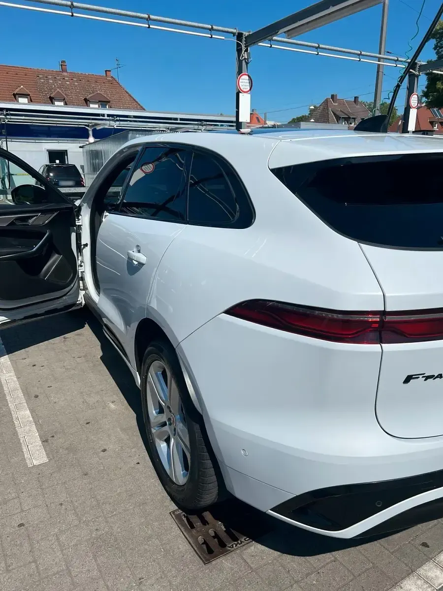 Gebraucht Jaguar F-Pace 204 PS (150 kW) 2021 Weiß SUV