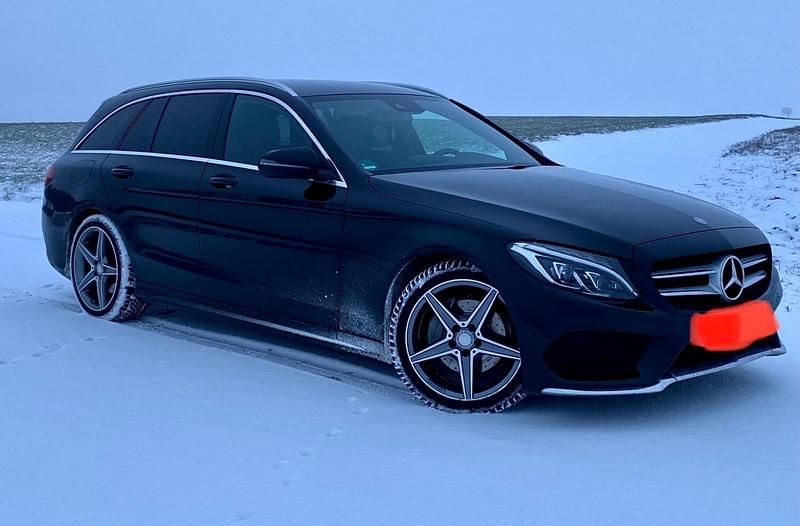 Schwarz Gebraucht 2016 Mercedes C220 AMG line Kombi | 16.400 € (Fairer Preis) - Bild 1/4