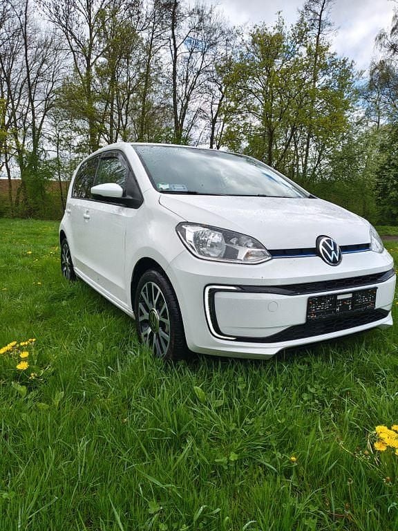 Gebraucht VW e-up! Edition 61 kW (83 PS) 2023 Weiß Kleinwagen