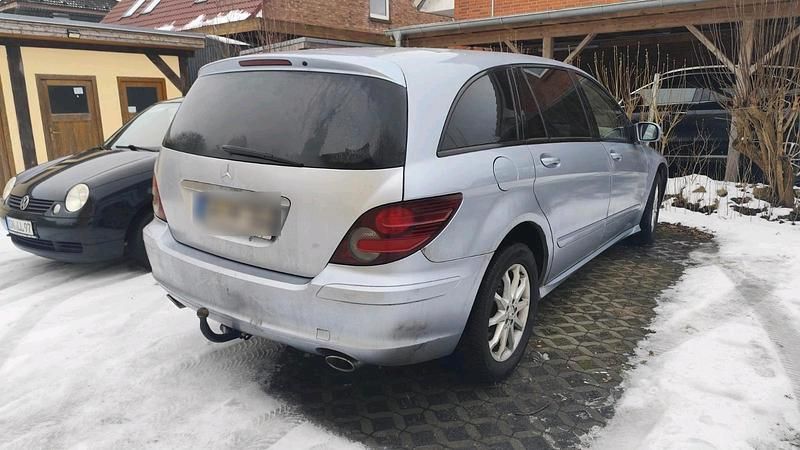 Gebraucht Mercedes R350 272 PS (200 kW) 2007 Silber Van / Kleinbus