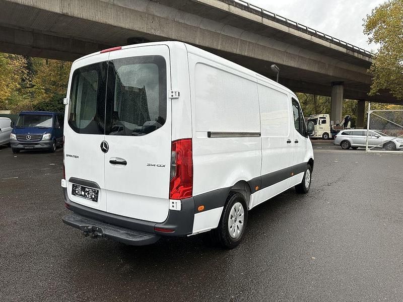 Gebraucht Mercedes Sprinter 143 PS (105 kW) 2019 Weiß Van