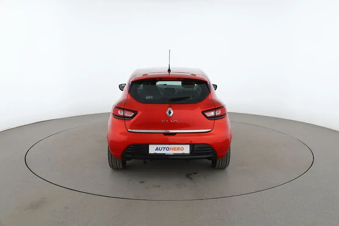 Gebraucht Renault Clio Intens 118 PS (86 kW) 2017 Rot Kleinwagen