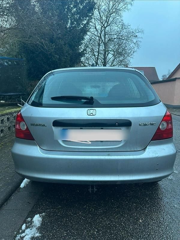 Gebraucht Honda Civic 90 PS (66 kW) 2002 Silber Kleinwagen