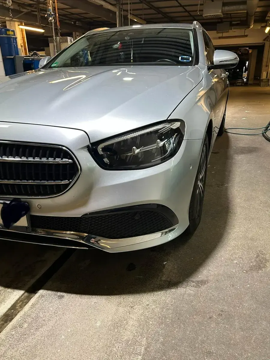 Gebraucht Mercedes E220 194 PS (142 kW) 2021 Grau Kombi
