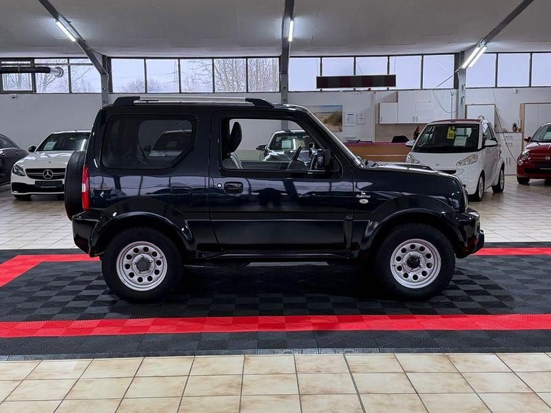 Gebraucht Suzuki Jimny Ranger Style 84 PS (61 kW) 2016 Schwarz SUV