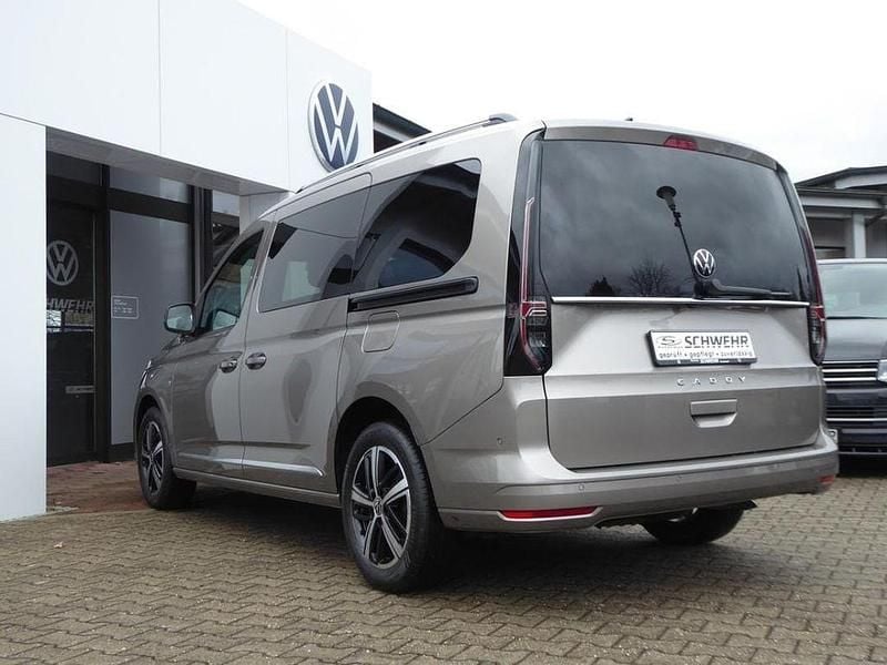 Gebraucht VW Caddy Maxi Style 116 PS (85 kW) 2025 Mojave beige metallic Van / Kleinbus