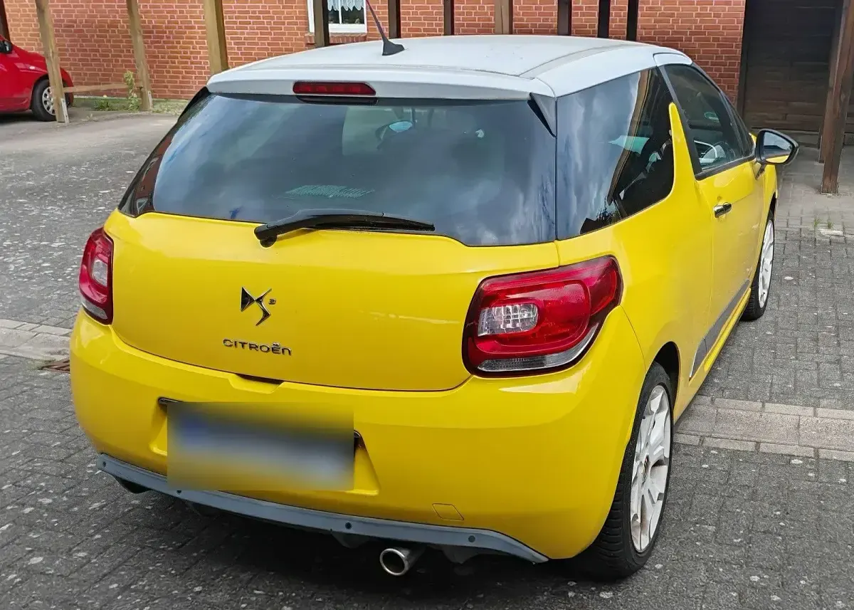 Gebraucht Citroën DS3 So Chic 120 PS (88 kW) 2011 Gelb Kleinwagen